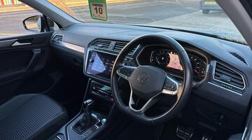 2022 Volkswagen TSI Active DSG Euro 6 5-door (Blue) - Image: 6