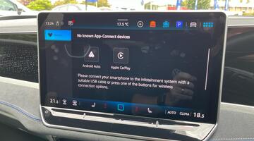 2025 Volkswagen ETSI MHEV R-Line DSG Euro 6 5-door (Grey) - Image: 15