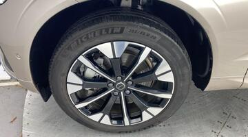 2025 Volvo 2.0 T8 18.8kWh Ultra Bright Auto Euro 6 5-door (Unlisted) - Image: 31