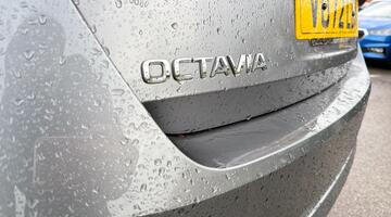 2022 Škoda TSI ACT SE L Euro 6 5-door (Grey) - Image: 15