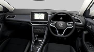 2025 Volkswagen TSI Style DSG Euro 6 5-door (Red) - Image: 37