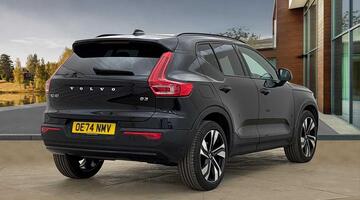 2025 Volvo 2.0 B3 MHEV Ultra Dark DCT Auto Euro 6 5-door (Black) - Image: 3