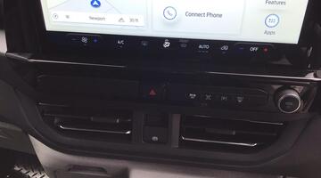 2025 Ford 2.0 320 EcoBlue Zetec L1 Euro 6 5-door (White) - Image: 10