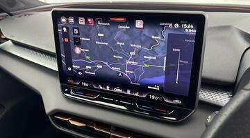 2025 CUPRA 2.0 TSI VZ1 DSG 4-doorive Euro 6 5dr (Black) - Image: 27