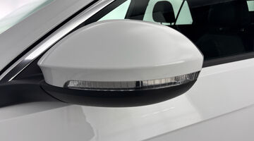 2025 Volkswagen TSI R-Line DSG Euro 6 5-door (White) - Image: 35