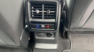 2025 Škoda 2.0 TDI SE DSG Euro 6 5-door (5 Seat) (Blue) - Image: 35