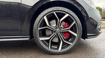 2025 Volkswagen 2.0 TSI GTI DSG Euro 6 5-door (Black) - Image: 5