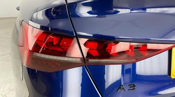 2025 Audi TFSI 35 S line S Tronic Euro 6 4-door (Blue) - Image: 34