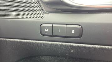 2025 Volvo 2.0 B4 MHEV Plus DCT Auto Euro 6 5-door (Blue) - Image: 20