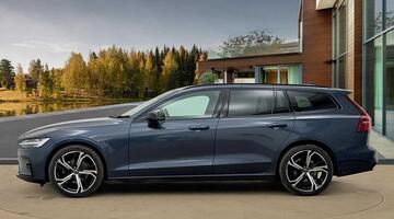 2025 Volvo 2.0 B4 MHEV Plus DCT Auto Euro 6 5-door (Blue) - Image: 6