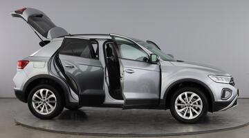 2025 Volkswagen TSI Match Euro 6 5-door (Silver) - Image: 10