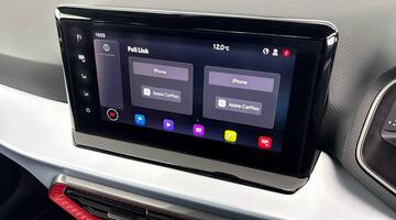 2024 SEAT 1.0 TSI FR Sport Euro 6 5-door (Red) - Image: 14