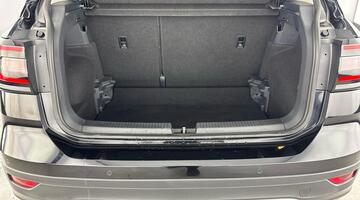 2022 Volkswagen 1.0 TSI Black Edition Euro 6 5-door (Black) - Image: 17