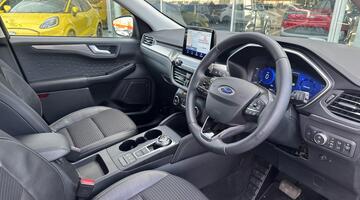 2021 Ford EcoBlue Titanium Edition Auto Euro 6 5-door (Blue) - Image: 7