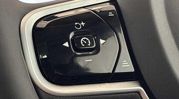 2025 Volvo 2.0h T8 18.8kWh Ultra Bright Auto Euro 6 5-door (Blue) - Image: 31