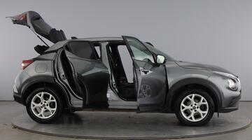 2022 Nissan 1.0 DIG-T N-Connecta Euro 6 5-door (Grey) - Image: 10