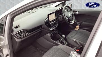 2017 Ford 1.0T EcoBoost Titanium Euro 6 5-door (Silver) - Image: 2