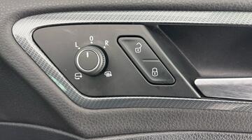 2019 Volkswagen TSI EVO R-Line DSG Euro 6 5-door (Black) - Image: 20