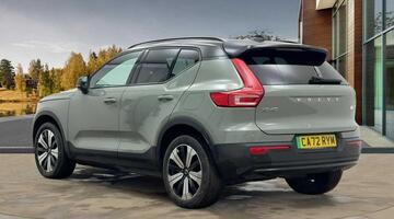 2022 Volvo Recharge 69kWh Plus Auto 5-door (Green) - Image: 5