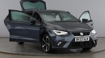 2022 SEAT 1.0 TSI FR Sport Euro 6 5-door (Grey) - Image: 9
