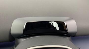 2025 Volvo Single Motor Extended Range 69kWh Plus Auto 5-door (White) - Image: 11