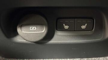 2025 Volvo 2.0 B3 MHEV Ultra Dark DCT Auto Euro 6 5-door (Black) - Image: 17