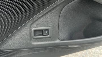 2025 Škoda TSI e-TEC MHEV SportLine DSG Euro 6 5-door (Grey) - Image: 22