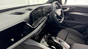 2025 Audi 2.0 TFSI S line Saloon S Tronic Euro 6 5-door (Black) - Image: 2