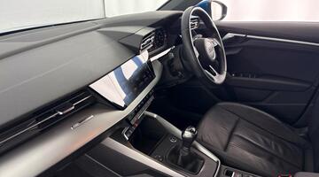 2020 Audi TFSI 35 Sport Sportback Euro 6 5-door (Blue) - Image: 2