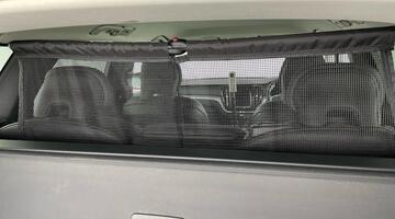 2019 Volvo 2.0 T4 Edition Auto Euro 6 5-door (Red) - Image: 18