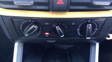 2024 SEAT 1.0 TSI SE Technology DSG Euro 6 5-door (White) - Image: 51