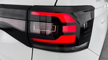 2023 Volkswagen 1.0 TSI Black Edition Euro 6 5-door (White) - Image: 26