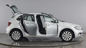 2019 Volkswagen 1.0 TSI SEL Euro 6 5-door (Silver) - Image: 10