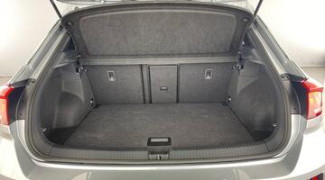 2025 Volkswagen TSI R-Line Euro 6 5-door (Silver) - Image: 16