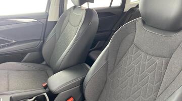 2025 Volkswagen ETSI MHEV Match DSG Euro 6 5-door (Grey) - Image: 35