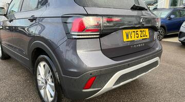 2025 Volkswagen 1.0 TSI Match Euro 6 5-door (Grey) - Image: 34