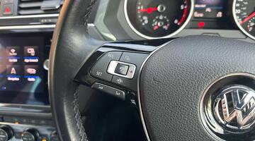 2020 Volkswagen 2.0 TDI Match 4Motion Euro 6 5-door (Grey) - Image: 37