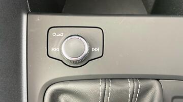 2025 Audi 1.0 TFSI 30 S line Sportback S Tronic Euro 6 5-door (White) - Image: 15