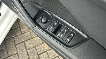 2020 Audi TFSI 35 Sport Sportback Euro 6 5-door (White) - Image: 14