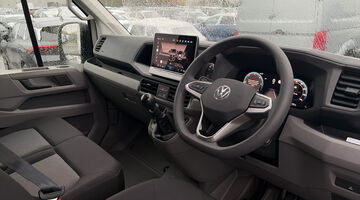 2025 Volkswagen 2.0 TDI CR30 Commerce FWD MWB High Roof Euro 6 5-door (White) - Image: 6