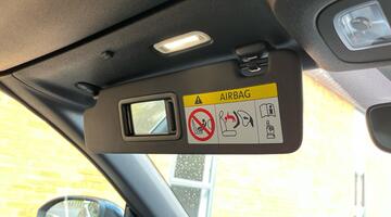 2025 Volkswagen TSI R-Line DSG 2WD Euro 6 2-door (Black) - Image: 50