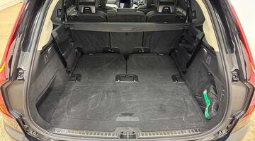 2025 Volvo 2.0 T8 18.8kWh Ultra Dark Auto 4WD Euro 6 5-door (Black) - Image: 14