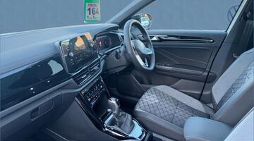 2025 Volkswagen TSI Black Edition Plus DSG Euro 6 5-door (White) - Image: 2