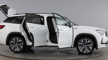 2025 Škoda TSI e-TEC MHEV SportLine DSG Euro 6 5-door (7 Seat) (White) - Image: 11