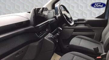 2024 Ford 2.080 EcoBlue Limited L1 H1 Euro 6 5-door (Blue) - Image: 2