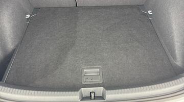 2025 Volkswagen 1.0 TSI Match DSG Euro 6 5-door (White) - Image: 29