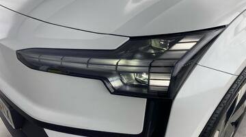 2025 Volvo Single Motor Extended Range 69kWh Plus Auto 5-door (White) - Image: 33