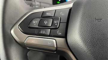 2025 Volkswagen 2.0 TDI T30 Commerce Pro Auto FWD SWB Euro 6 5-door (Blue) - Image: 25