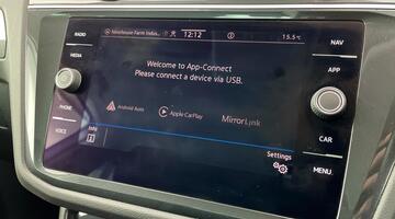 2021 Volkswagen TSI Life DSG Euro 6 5-door (Silver) - Image: 16