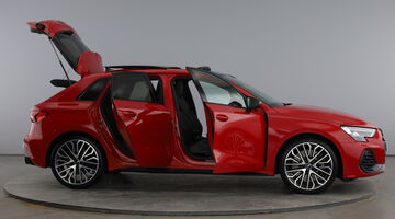 2025 Audi 2.0 TFSI Vorsprung Sportback S Tronic quattro Euro 6 5-door (Red) - Image: 10